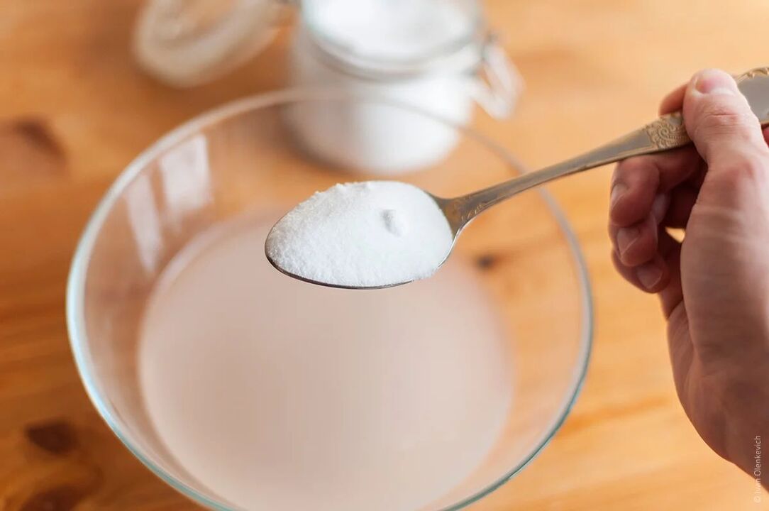 conas tuaslagán sóid a chaolú i gceart