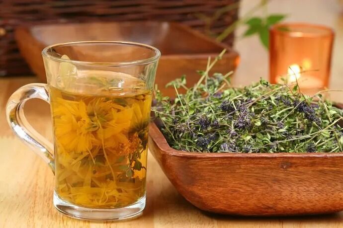 Insileadh de thyme, a chabhraíonn a úsáid chun méadú ar an bod